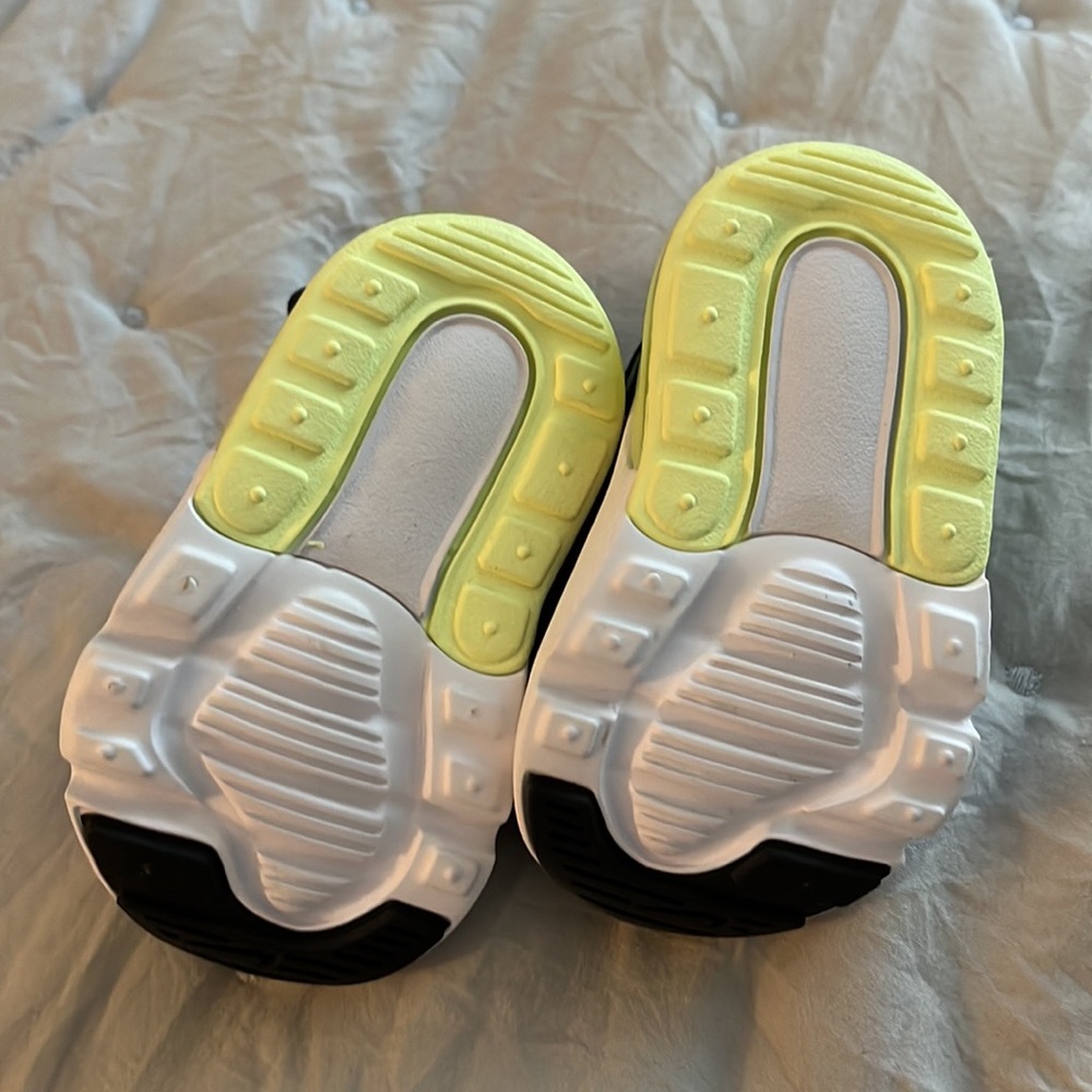 🆕 Nike Air Max 270 Extreme (TD) ‘Smoke Grey Volt’ Size 2C (newborn) - Picture 5 of 8